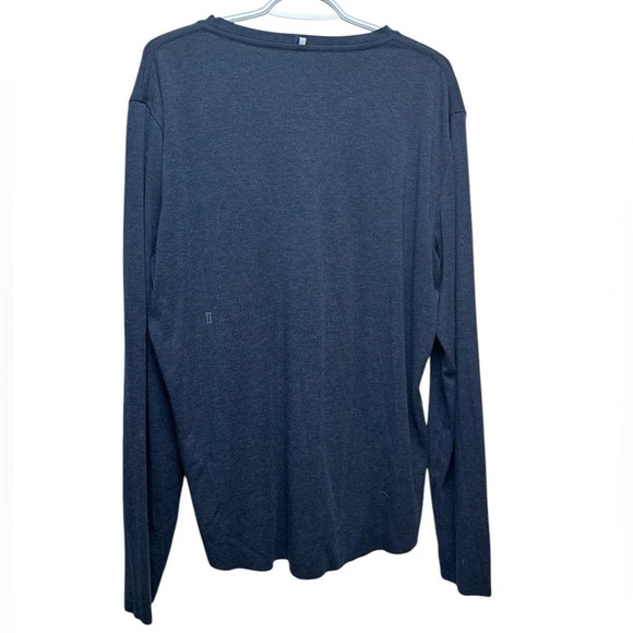 longsleeves - Picture 2 of 3